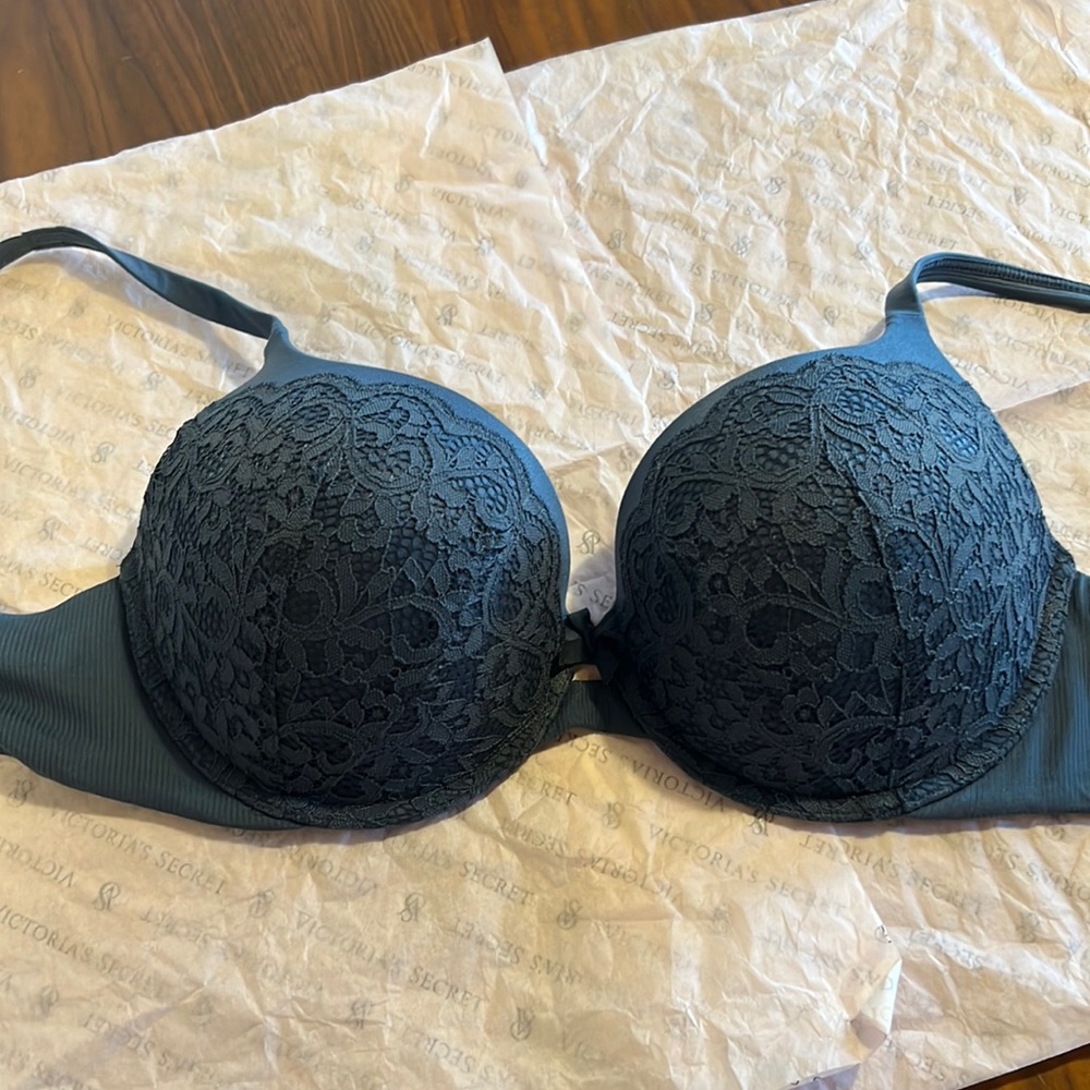 Victoria’s Secret Body by Victoria Perfect Shape